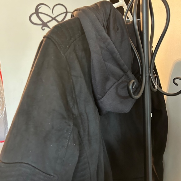 Jacket - Picture 4 of 5